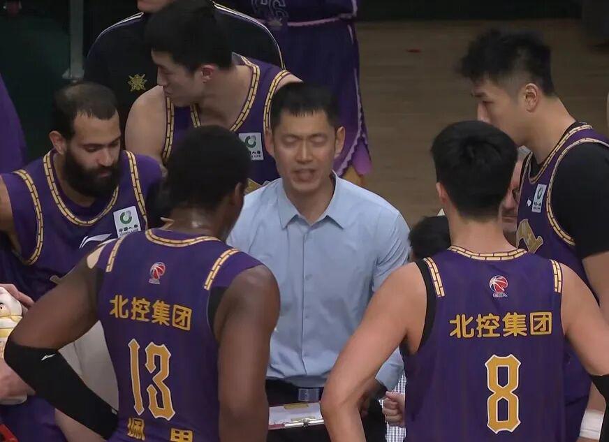 乐鱼登录入口-廖三宁三分球绝杀，北控男篮3分险胜 朱松玮27分曽凌铉三分球9中9