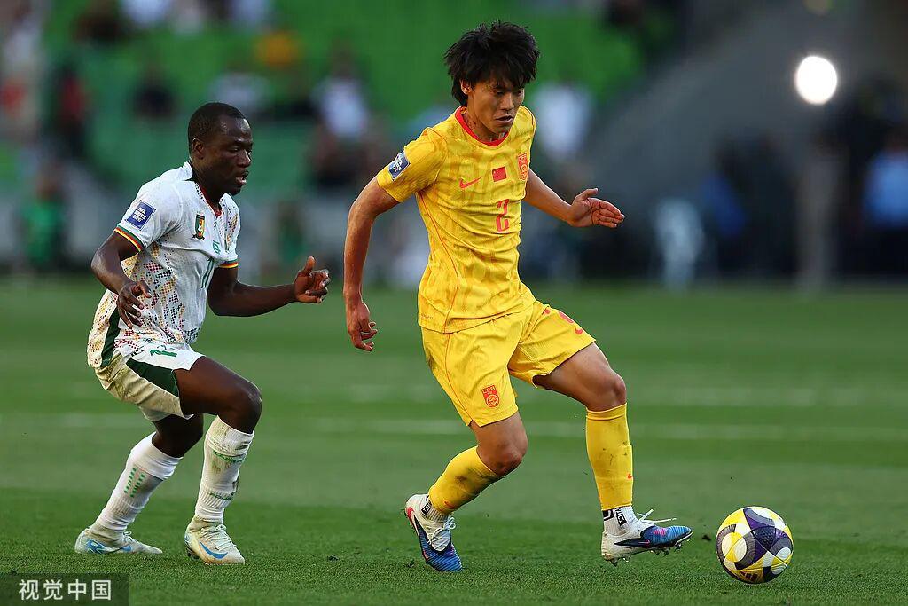 乐鱼-被泰国反超！国足FIFA即时排名遭泰国反超：亚洲15 或以三档抽签